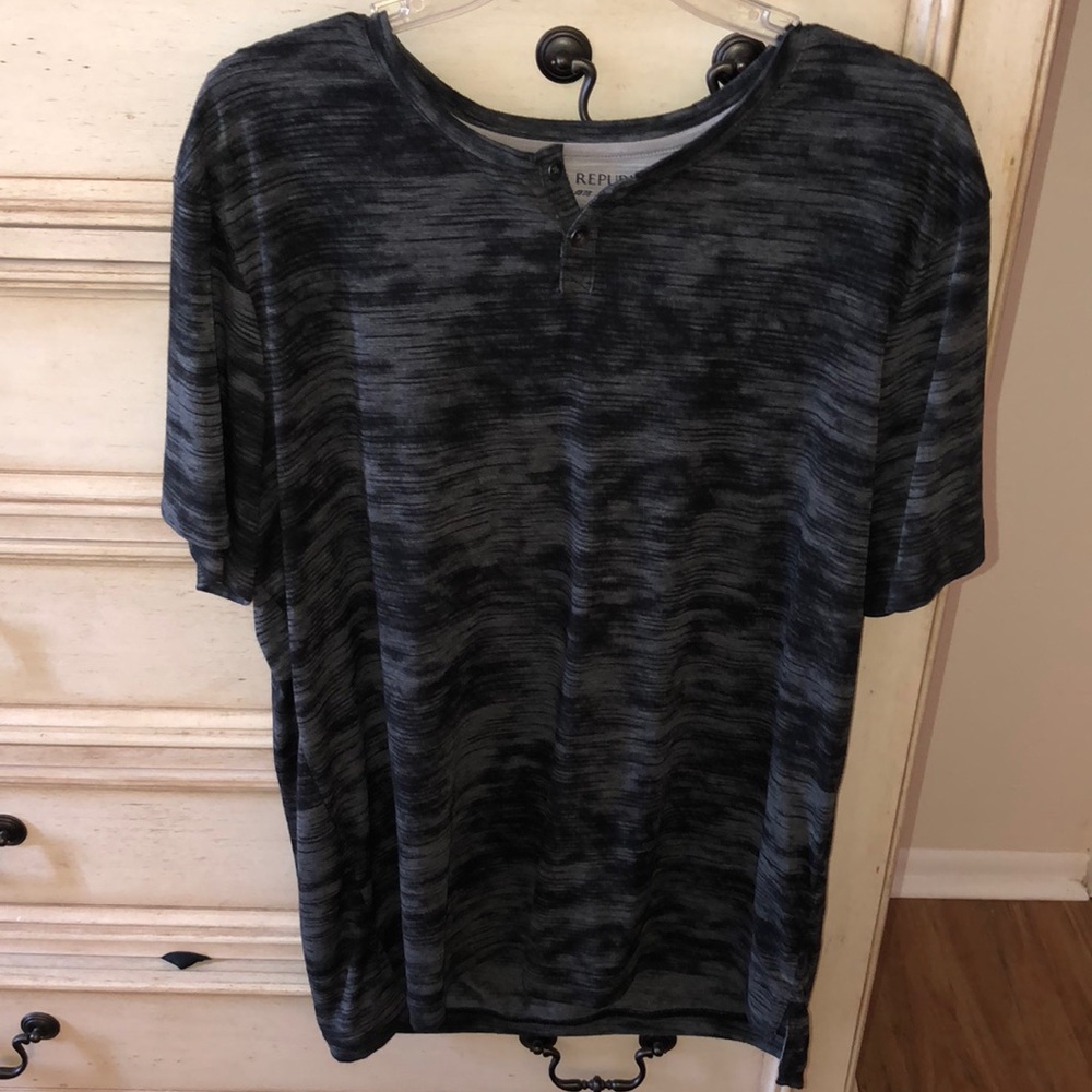 Banana republic “the vintage” T-shirt
